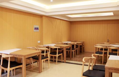 Donghai County Hotel | GreenTree Inn Jiangsu Lianyungang Donghai New Bus Station Express Hotel