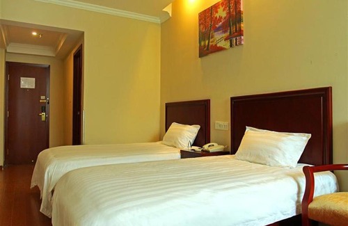 Hantai District Hotel | GreenTree Inn ShaanXi HanZhong Railway Station BeiYiHuan Road Express Hotel