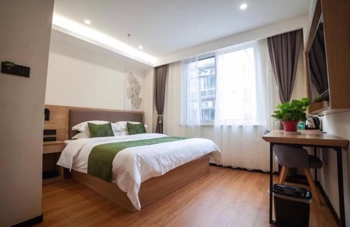 Zhangjiagang Hotel | GreenTree Inn Suzhou Zhangjiagang Daxin Town Pingbei Road Express Hotel