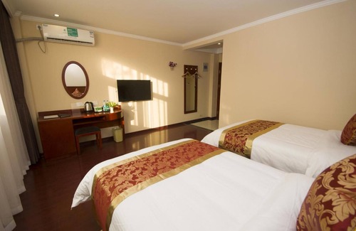 Pizhou Hotel | GreenTree Inn XuZhou PiZhou Dayunhe Decorative city PiXin N Road Express Hotel