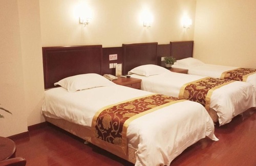 Pizhou Hotel | GreenTree Inn XuZhou PiZhou Dayunhe Decorative city PiXin N Road Express Hotel