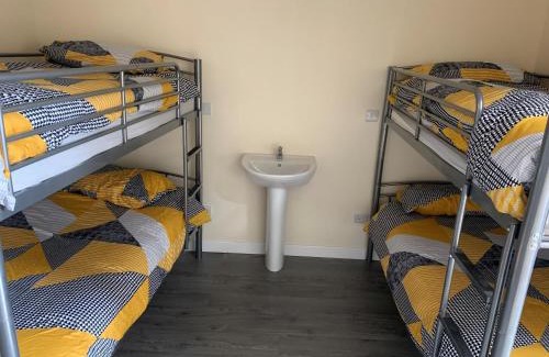 Kill Hostel | Greenway & Copper Coast Hostel