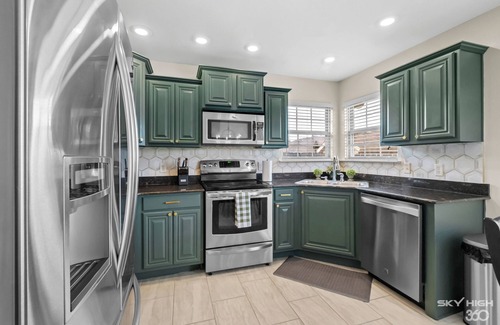 Bentonville - Fayetteville House | Greenway Getaway: Central to NWA & on the Razorback Greenway