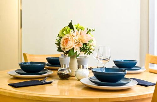 Charlton Apartment | Greenwich Holiday Home