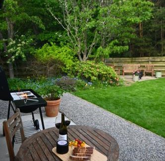 Ballater House | Greenwood - Stunning Scandinavian Style Home in the heart of Ballater Royal Deeside