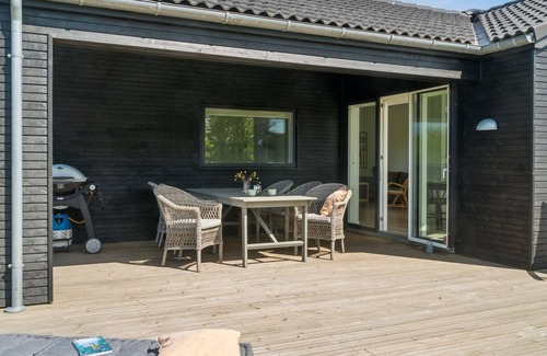 Horve House | "Gregor" - 300m from the sea by Interhome