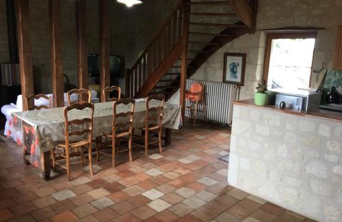 Beaumont-en-Veron House | GRESILLE
