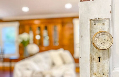 Bentonville House | Greta’s Place