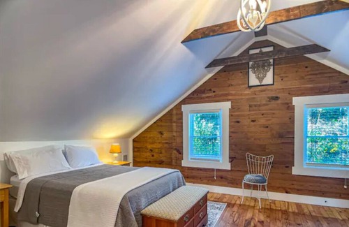 Bentonville House | Greta’s Place