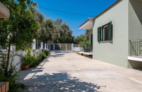 Nidri House | Greteo House