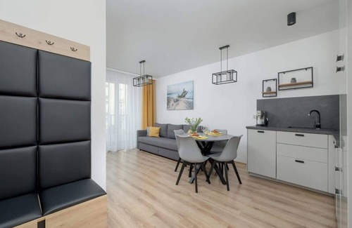 Kolobrzeg Apartment | Grey Apartment | Kołobrzeg | Furnished Balcony