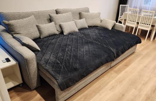 Stare Podgorze Apartment | Grey Apartment Kraków