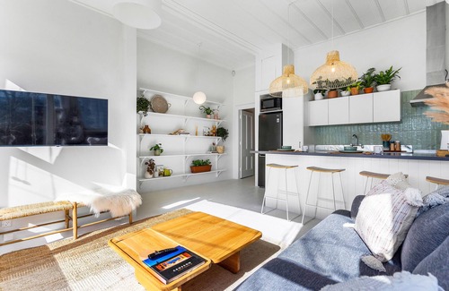 Ponsonby House | Grey Lynn Villa - Short Walk to Ponsonby Central