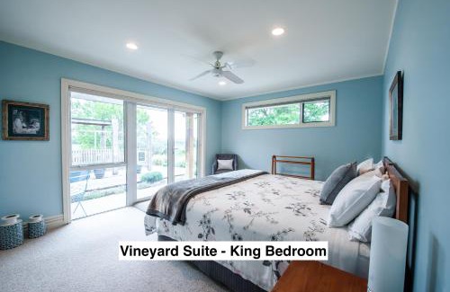 Alexandra Bed & Breakfast | Grey Ridge Vineyard Experience