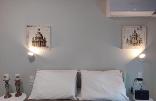 Sykies Apartment | Grey Room