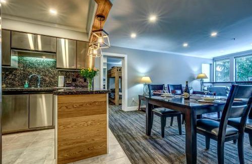 Upper Village House | Greystone Lodge 207 Ski-in Out