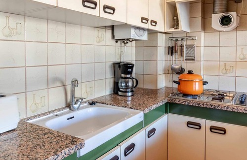 Llanca Apartment | Grifeu 17 – Apartment next to the beach