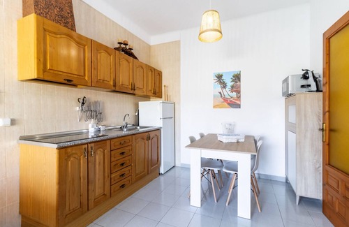 Llanca Apartment | Grifeu 18 Apartment with terrace and views