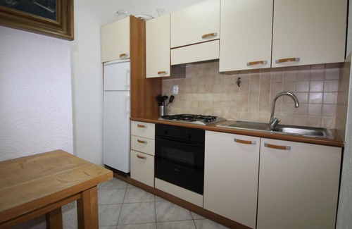 Llanca Apartment | GRIFEU 6 - Apartamento situado muy cerca de la playa de Cap Ras, para 6 personas