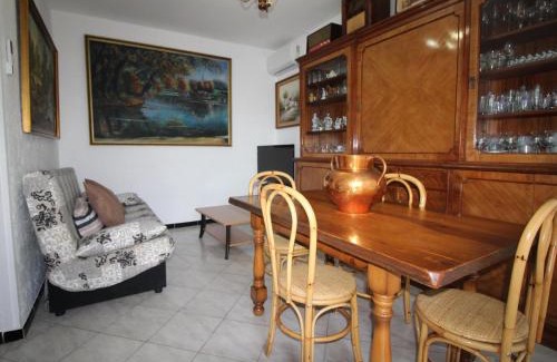 Llanca Apartment | GRIFEU 6 - Apartamento situado muy cerca de la playa de Cap Ras, para 6 personas - ES-228-195