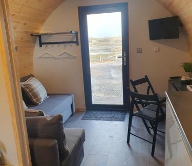 North Uist Apartment | Grimsay Glamping, North Uist - Pod Glas