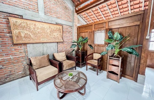 Ngaglik House | Griya Rejodani Homestay Jogja