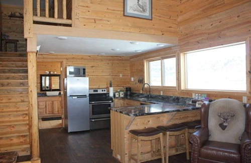 Dubois Cabin | Grizzly Cabin *Yellowstone/Forest *Private Hot Tub