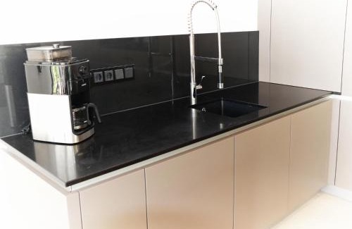 Wilsdruffer Vorstadt/Seevorstadt-West Apartment | Großes Apartment im Zentrum von Dresden, 2 Schlafzimmer, 2 Bäder, Balkon