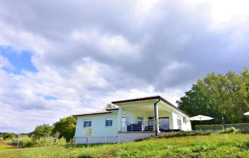 Radini House | Großes Ferienhaus in Buroli mit Privatem Pool
