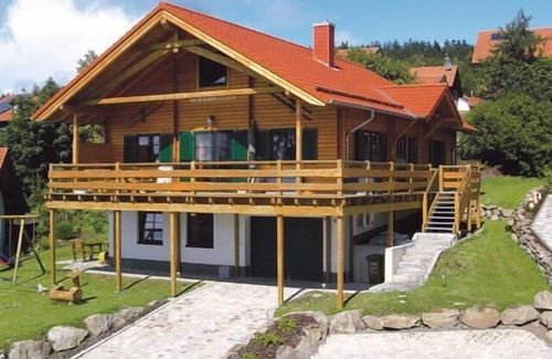 Sankt Englmar Apartment | Großes, gemütliches Ferienhaus (150 m2) mit Sauna und kostenfreiem WLAN