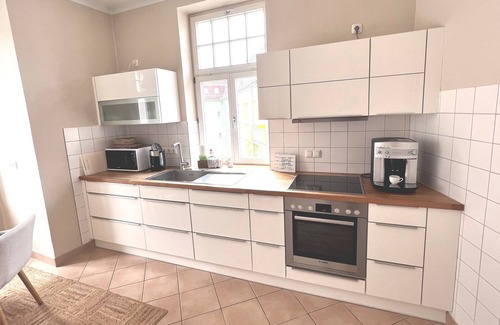 Lobervorstadt Apartment | Großzügiges Familien Apartment am Kressepark, Wohnen in Einer Gründerhaus Villa