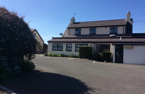 Brynrefail House | Groeslon Ty Mawr B & B