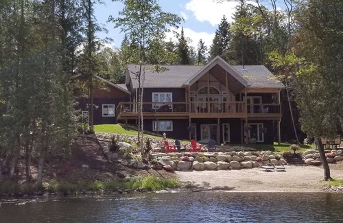 Kearney Apartment | Groom/Lynx lake Retreat Kearney, Ontario.nRelax in our walkout ground level apt.