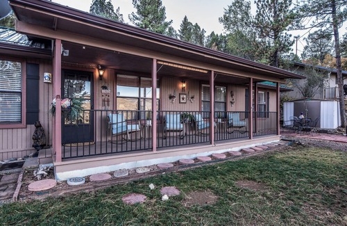 Ruidoso Cabin | Groovy View