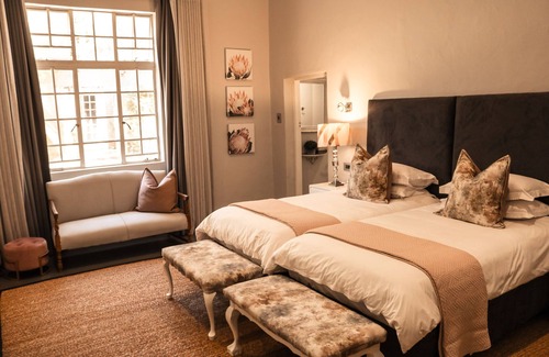 Harare East Bed & Breakfast | Grosvenor House