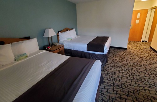 Groton Hotel | Groton Inn and Suites