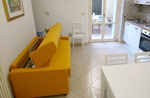 Grottammare Apartment | Grottammare mon amour - Lori - with private courtyard