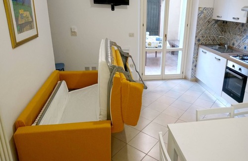Grottammare Apartment | Grottammare mon amour - Lori - with private courtyard