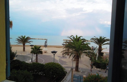 Grottammare Apartment | Grottammare mon amour - Marina Grande - first row by the sea