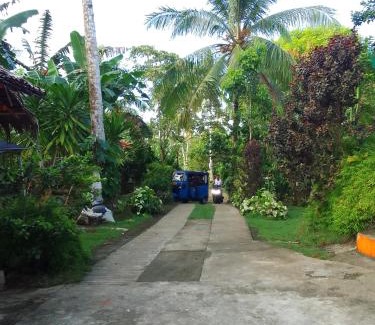 San Isidro House | Grotto Gardens Homestay