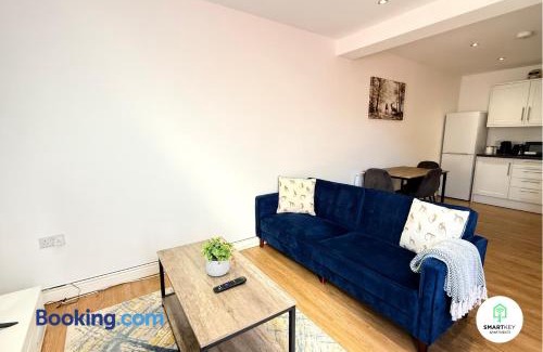 Woking Apartment | Ground Floor 1 Bedroom Apartment close to Woking train station
