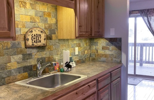 Fraser Condo | Ground-Floor, All-Seasons Condo with Shaded Deck, Fireplace & Shared Hot Tubs