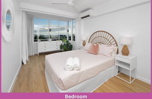 North Ward Apartment | Ground Floor Apartment with Sea views in Cleveland Terrace