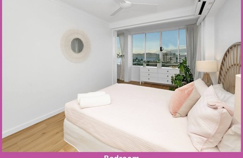 North Ward Apartment | Ground Floor Apartment with Sea views in Cleveland Terrace