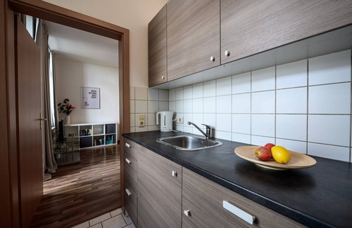 Sudenburg Condo | Ground floor apartment with terrace in the backyard in iconic Magdeburg-Sudenburg