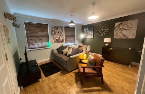 Hereford Apartment | Ground floor apartment, central location with free parking