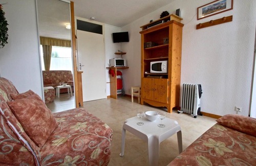 Chamrousse Apartment | Ground floor, balcony, tv, ski locker, 19m², Chamrousse