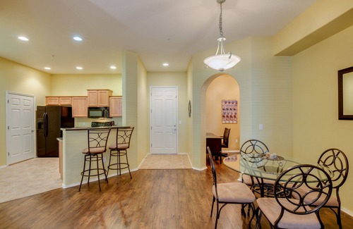 Kingswood Parke Condo | Ground Floor Condo next to Pool and Spa! 30 Night Min.