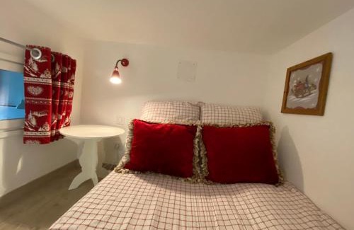 Bagneres-de-Luchon Apartment | Ground Floor - Hauseman Building close to Thermes