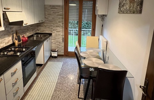 Quinto di Treviso Apartment | Ground floor apartment near the airport.